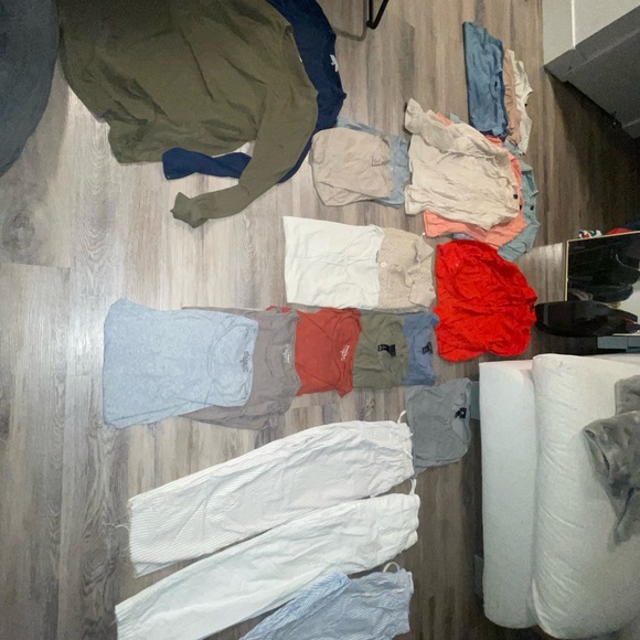 H&M American Eagle Breads & Boxers T Shirts Button Ups Sleeve Linen Pants Bundle
